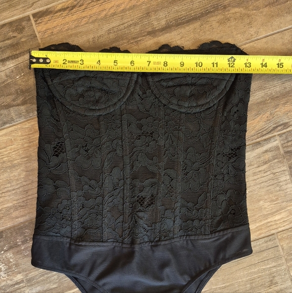 Bardot Oskar Lace Bustier Bodysuit, Snap Closure, Detachable Shoulder Straps, 2 - Picture 10 of 16